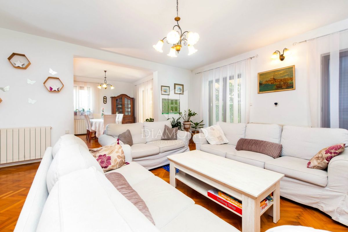 Rovigno, immobili per affari e residenziali in una posizione privilegiata