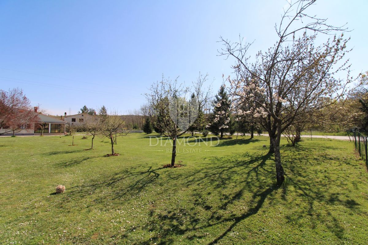 Kršan, bellissimo terreno edificabile