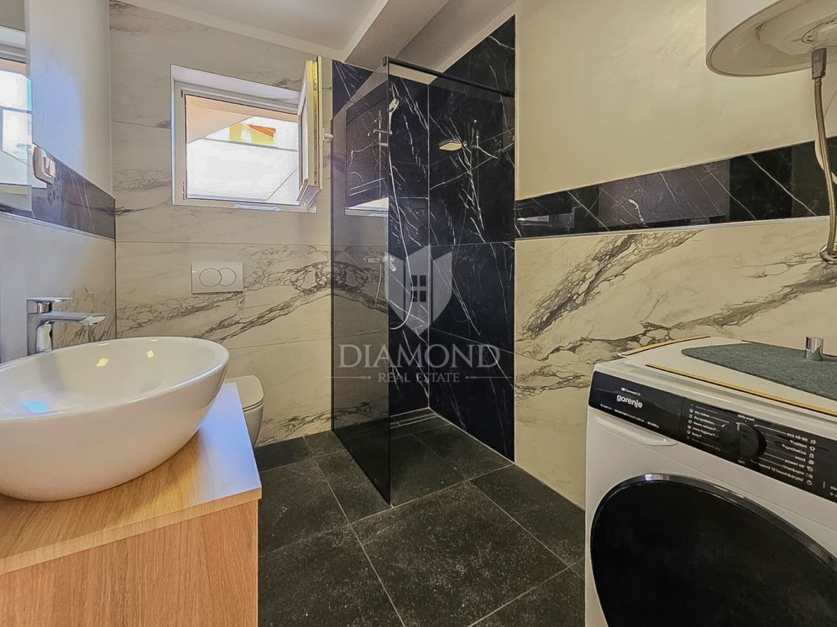 Novigrad, appartamento al piano terra vicino al mare!