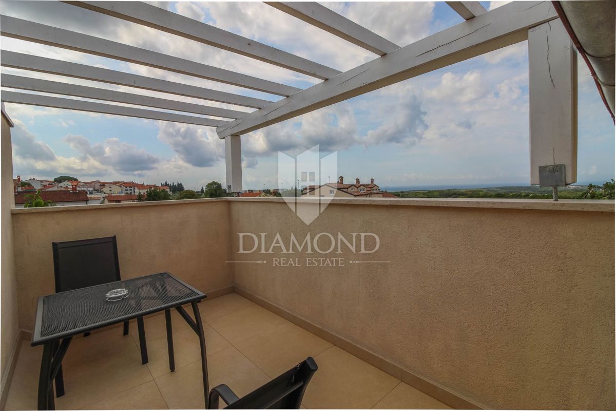 Porec, Palazzina in pietra non lontano dalla città