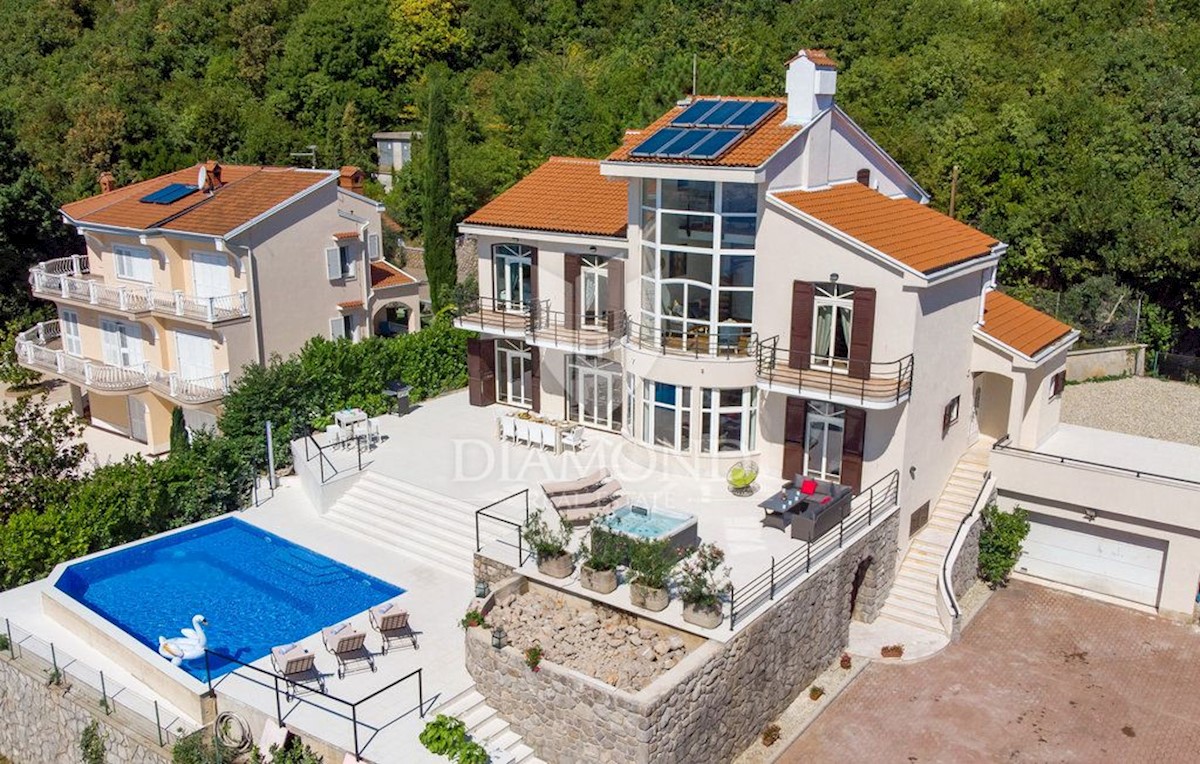 Opatija, dintorni, Villa di lusso con piscina e vista mare