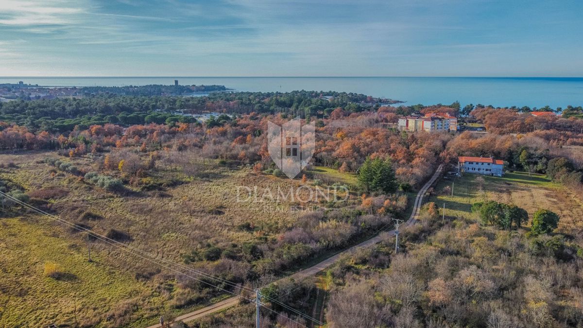 Umago, terreno edificabile a 500 m dal mare