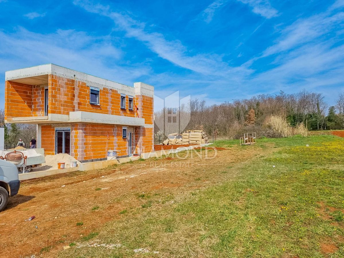 Parenzo, dintorni, casa moderna in costruzione!