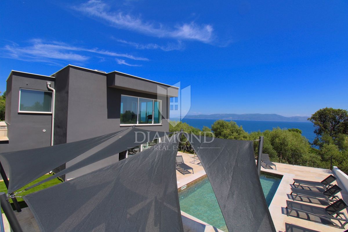Rabac, Labin, Villa esclusiva in una posizione privilegiata
