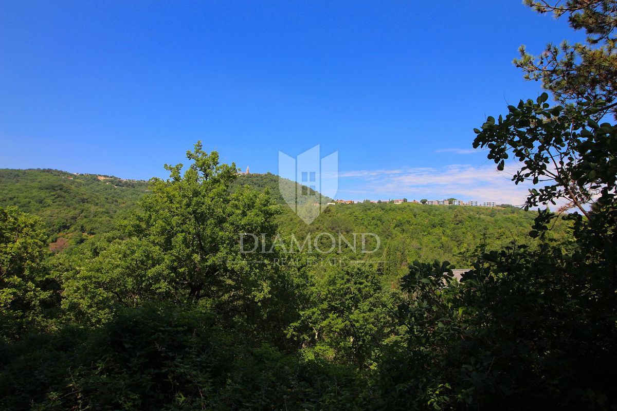 Rabac - Labin, terreno edificabile in ottima posizione