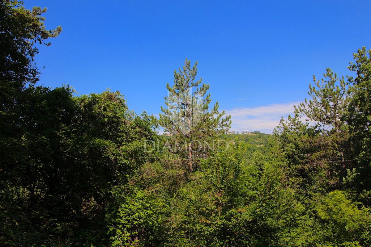 Rabac - Labin, terreno edificabile in ottima posizione