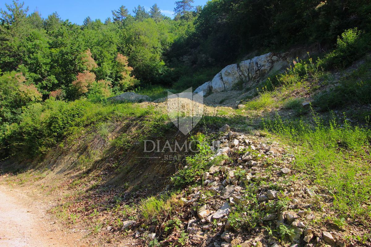 Rabac - Labin, terreno edificabile in ottima posizione