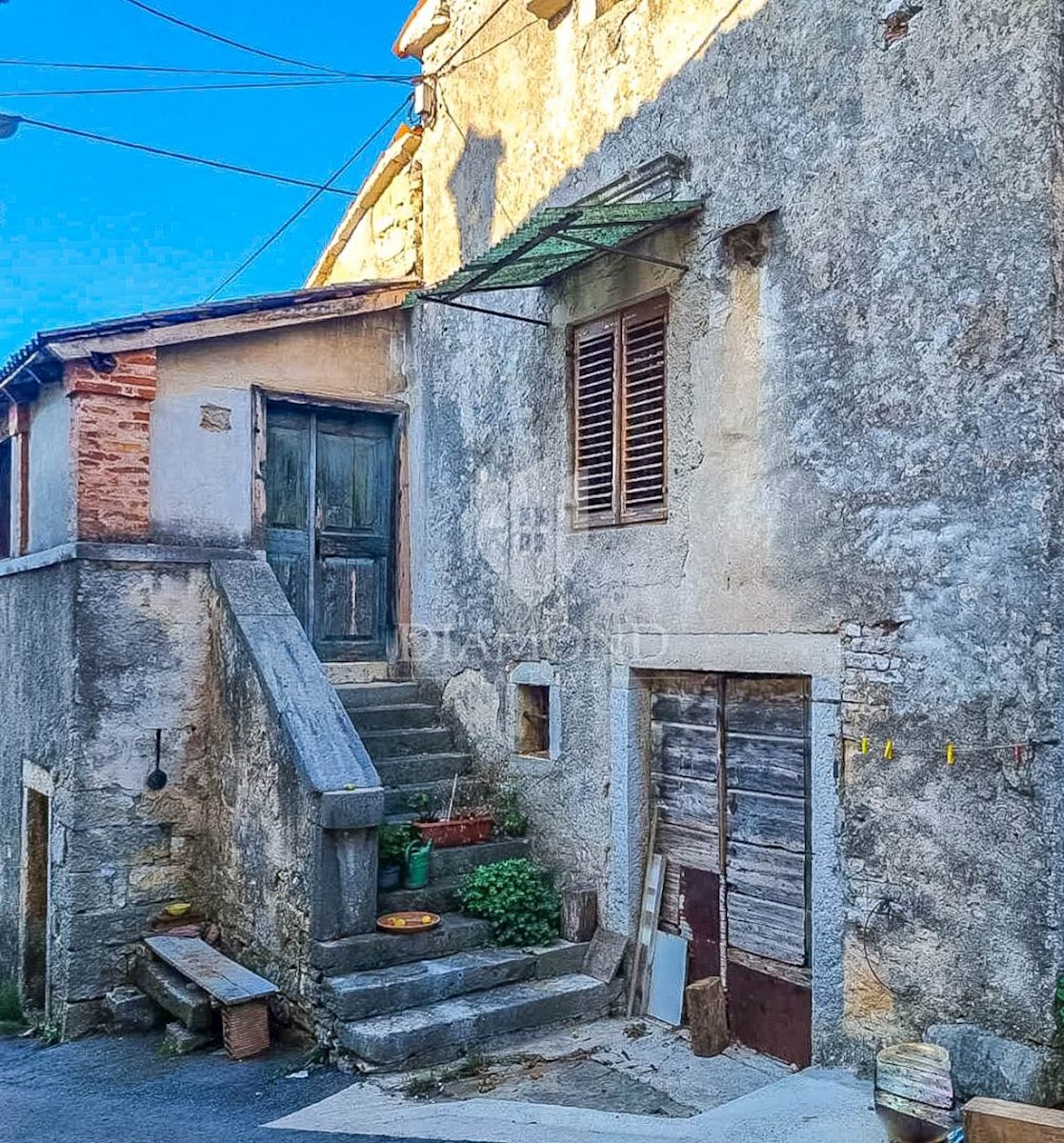 Casa Tinjan, 200m2