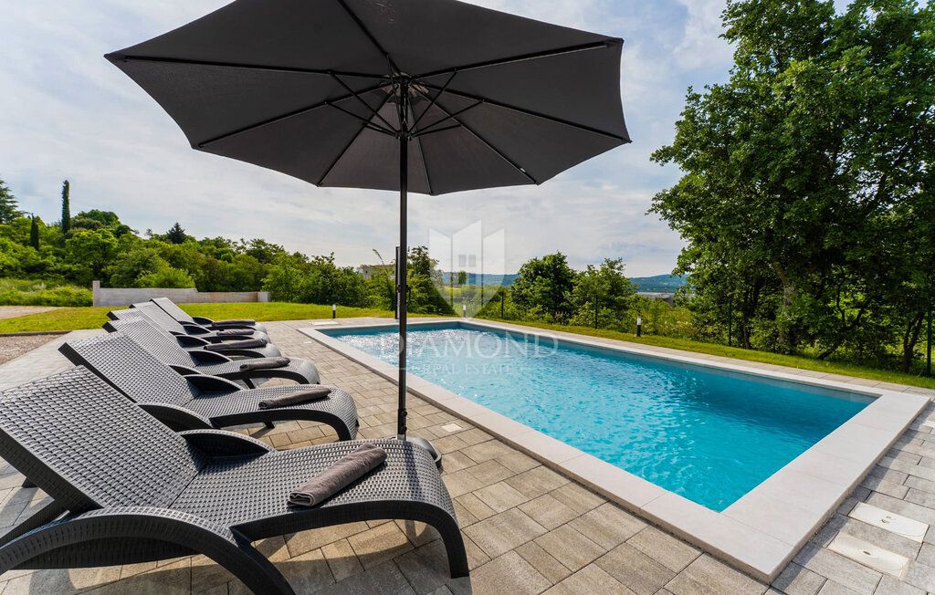 Labin, dintorni, casa vacanze di nuova costruzione con piscina