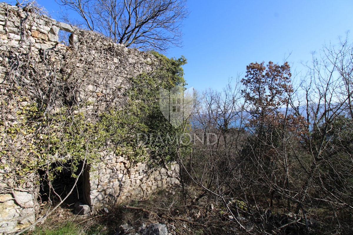 Labin, dintorni, antico con una bellissima vista sul mare