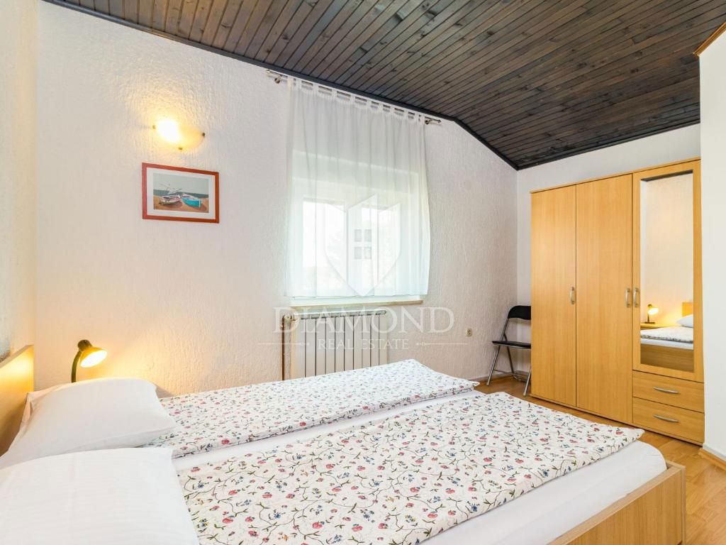 Parenzo, condominio con piscina e ampio giardino!