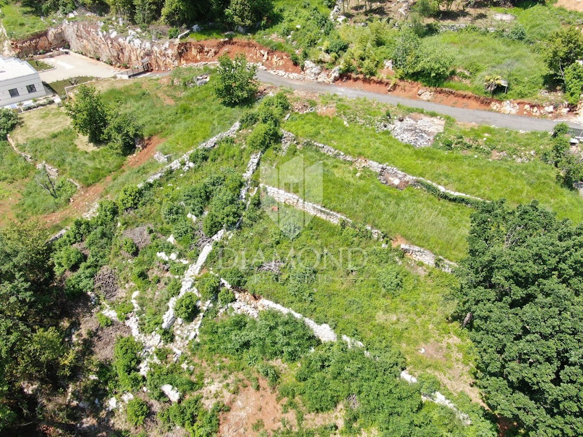 Opatija, dintorni, terreno edificabile con una bellissima vista sul mare