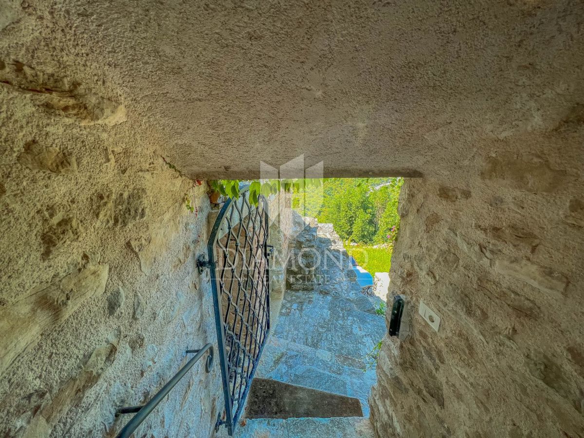 Buie dintorni, casa unica con una vista meravigliosa!