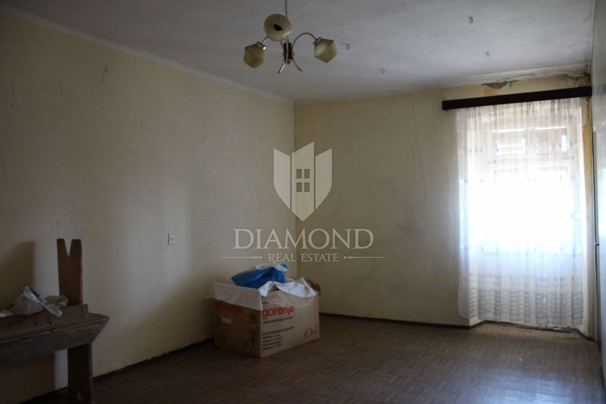 Barban, dintorni, casa per adattamento
