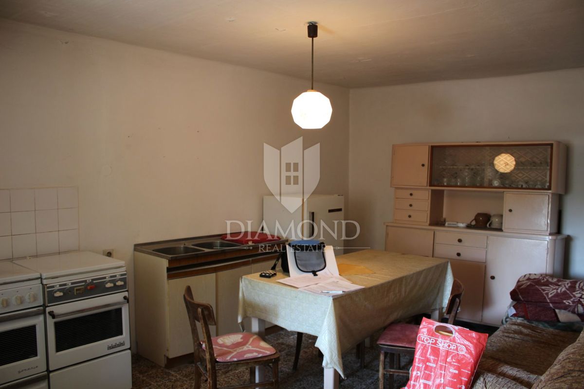 Barban, dintorni, casa per adattamento