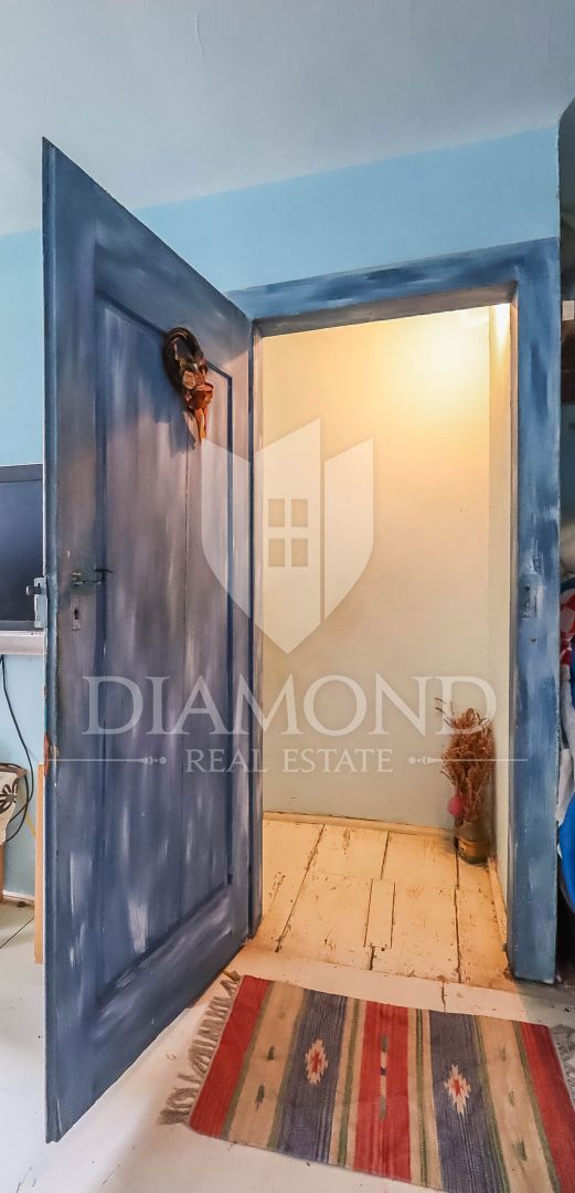 Rovigno, appartamento su due piani nel centro storico