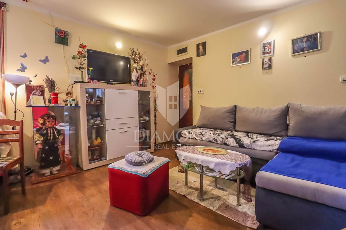 Rovigno, appartamento su due piani nel centro storico