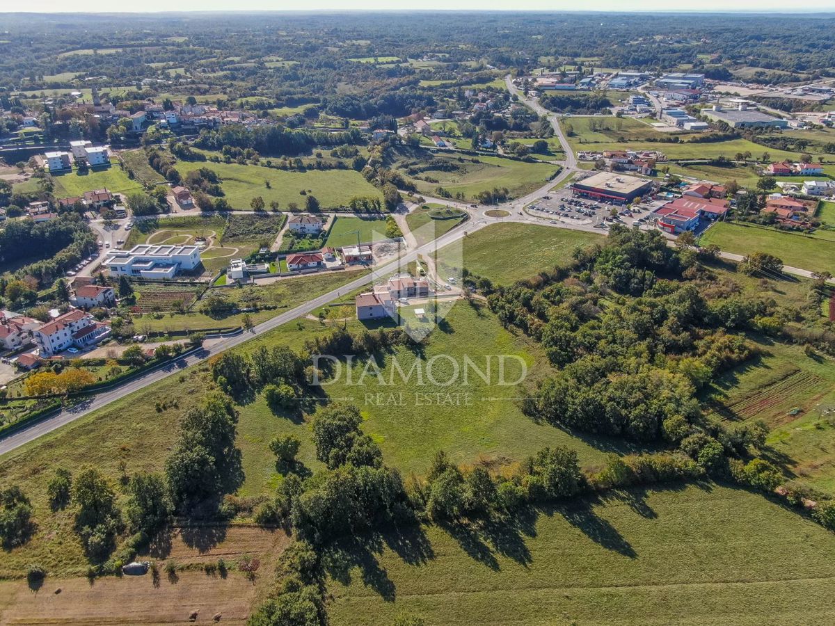 Žminj, OCCASIONE, ampio terreno edificabile