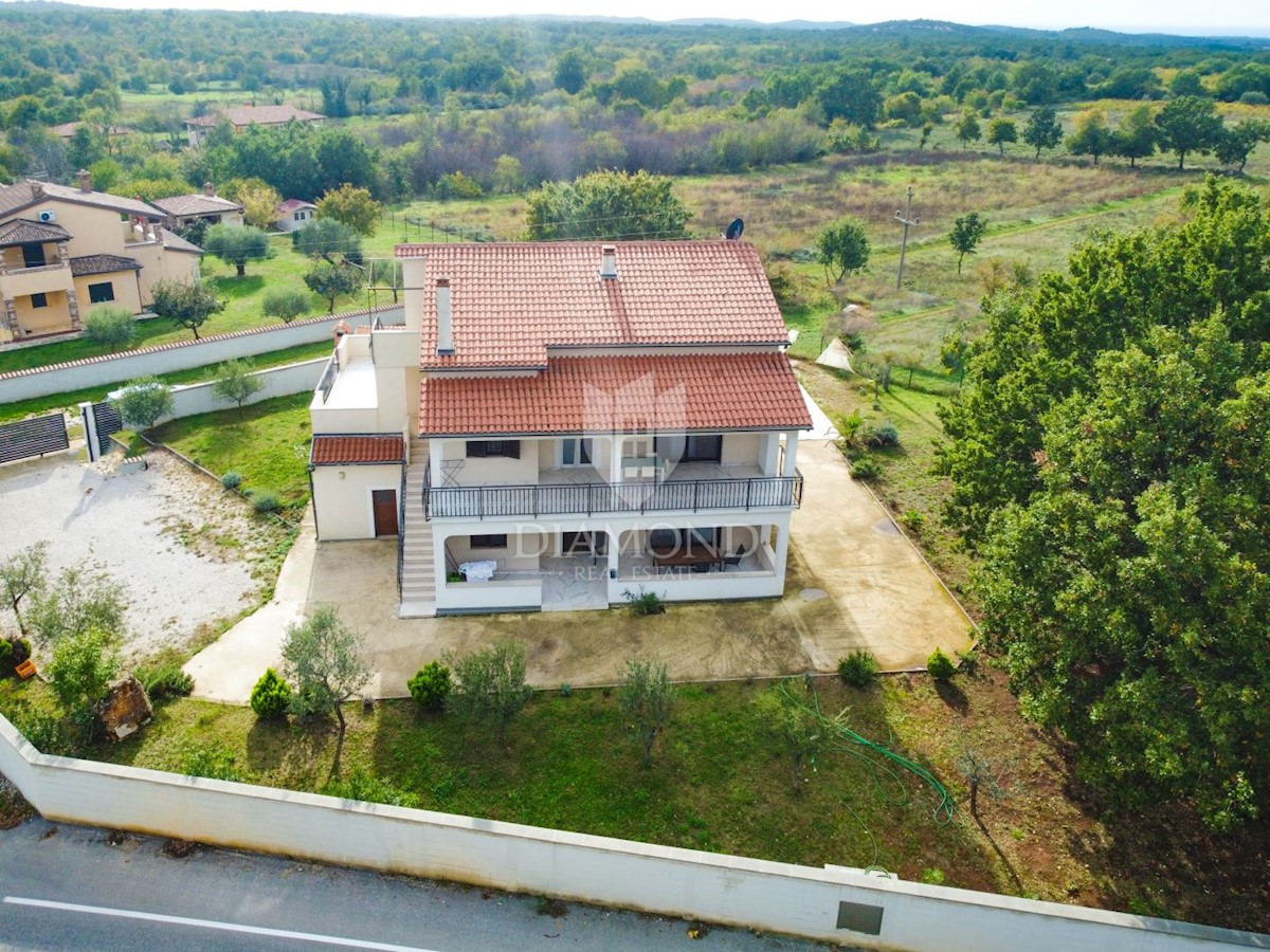 Casa Poreč, 400m2