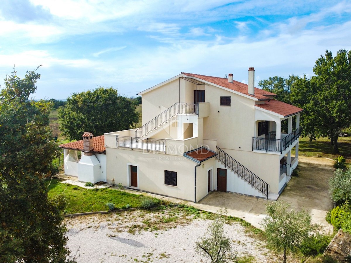 Casa Poreč, 400m2