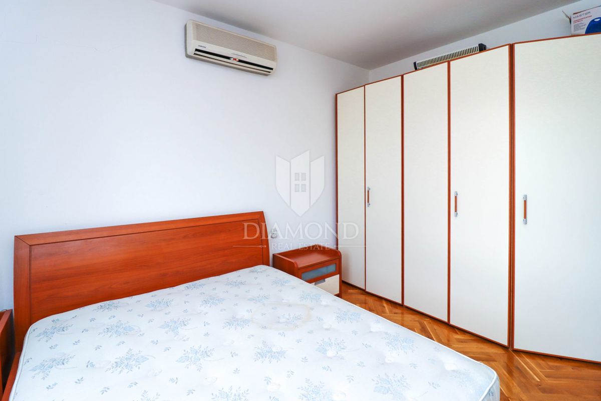 Parenzo, spazioso appartamento con vista mare!