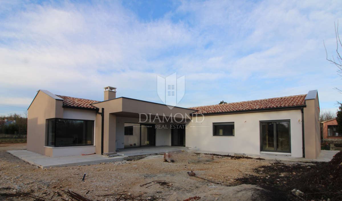 Nuova costruzione vicino alla città di Labin