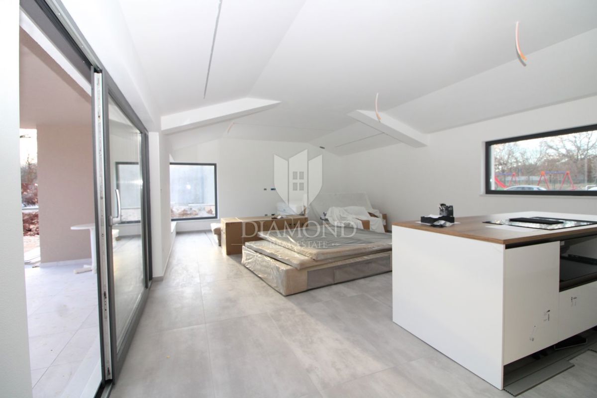 Nuova costruzione vicino alla città di Labin