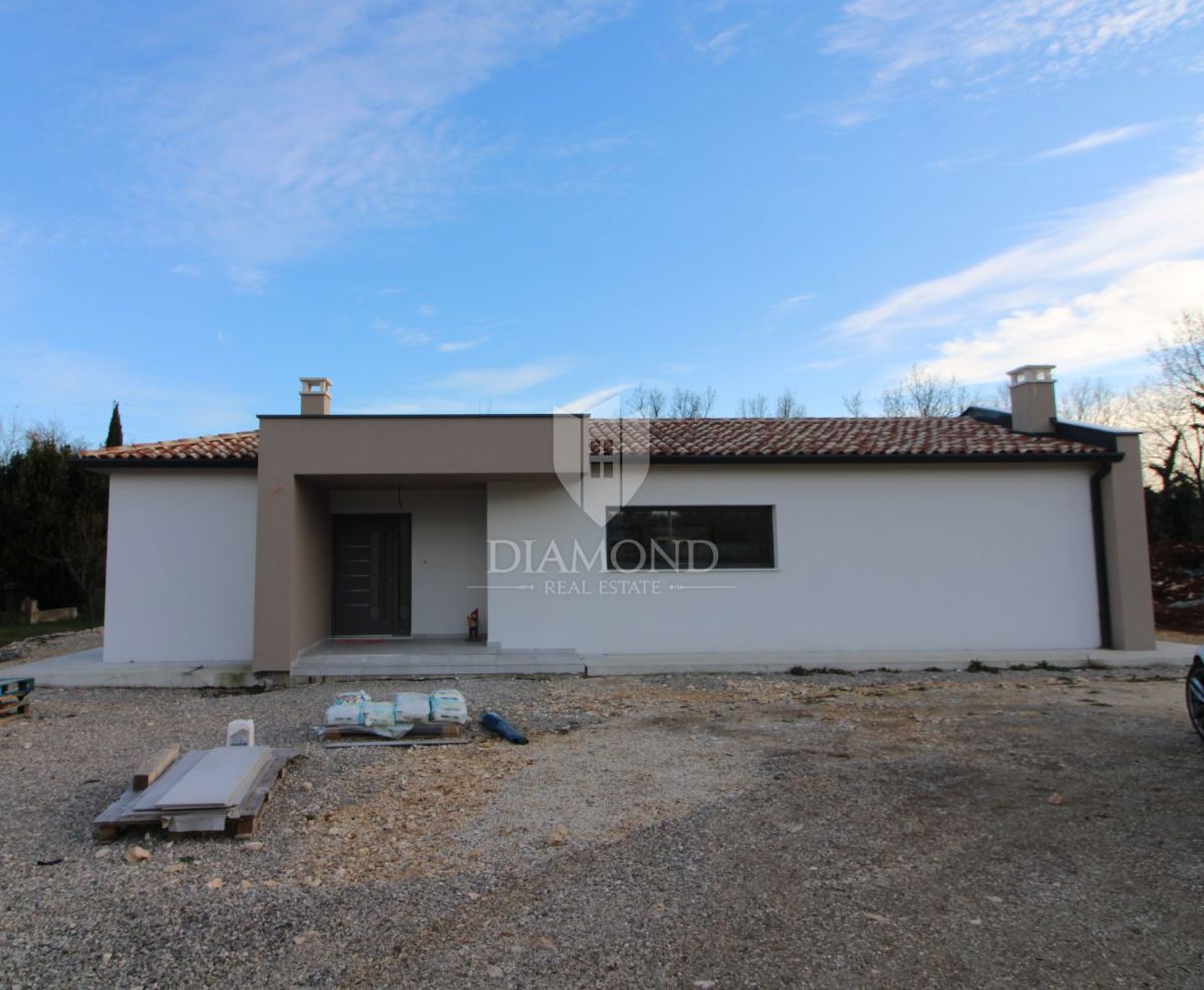 Nuova costruzione vicino alla città di Labin