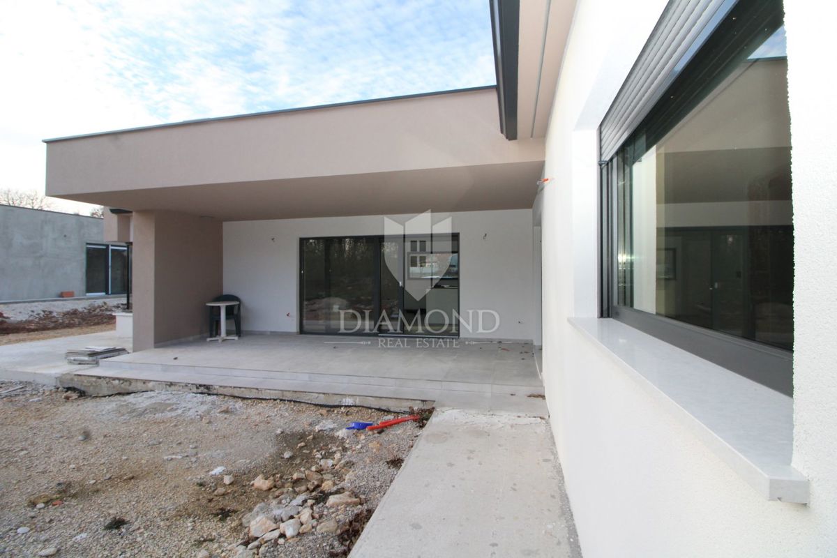 Nuova costruzione vicino alla città di Labin