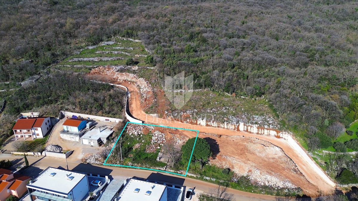 Labin, Rabac, terreno edificabile con vista mare