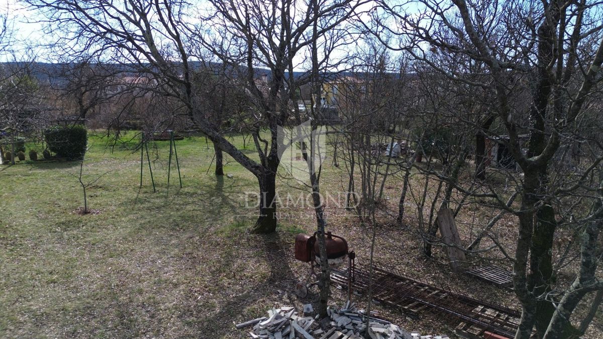 Albona, terreno edificabile attraente 