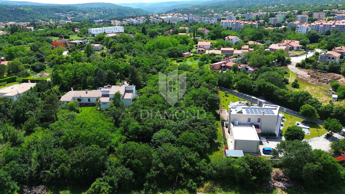 Labin, terreno edificabile in una posizione TOP nella città