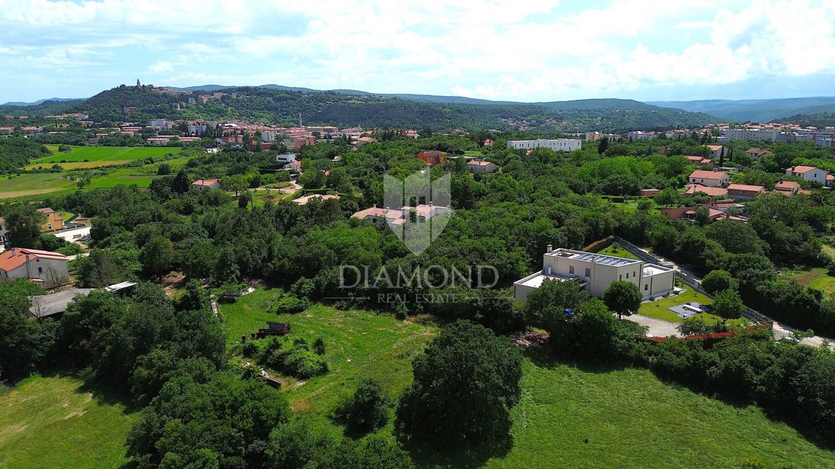 Labin, terreno edificabile in una posizione TOP nella città