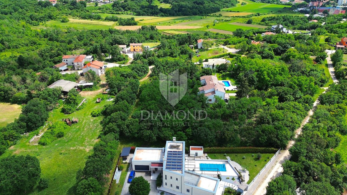 Labin, terreno edificabile in una posizione TOP nella città