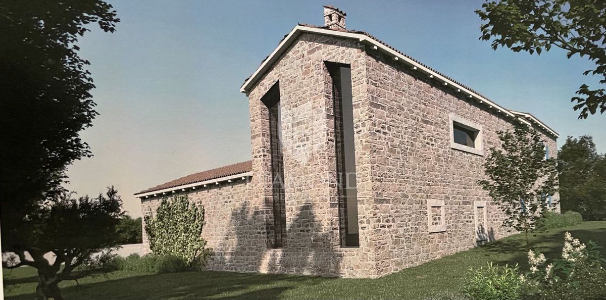 Nell'Istria orientale, casa autoctona da adattare con progetto