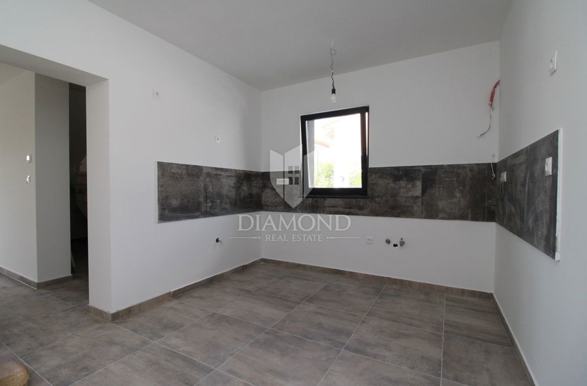 Appartamento Marinići, Viškovo, 131m2