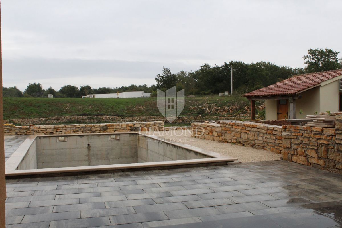 Casa luminosa, confortevole, immersa nel verde 