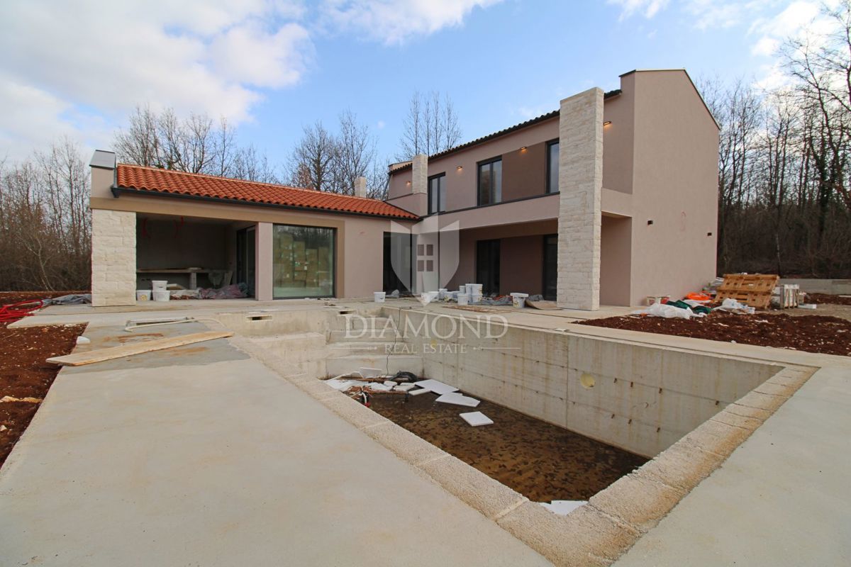 Labin, una fantastica casa immersa nel verde