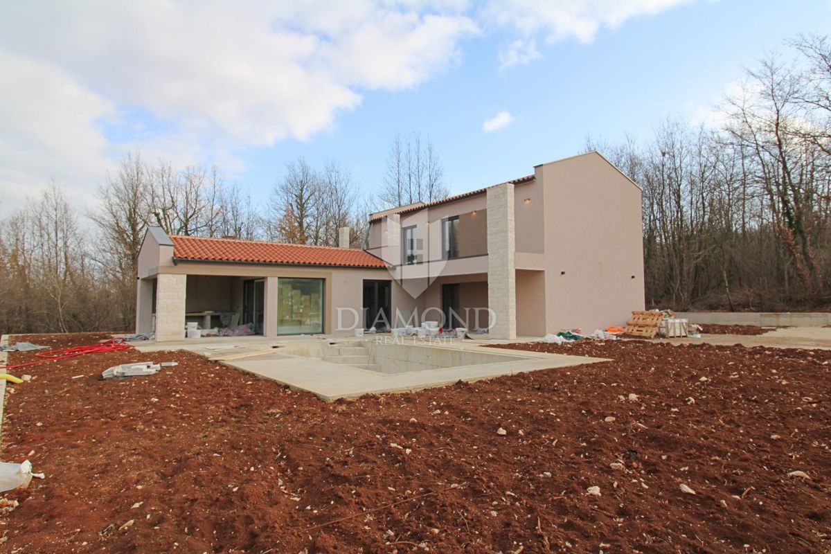 Labin, una fantastica casa immersa nel verde