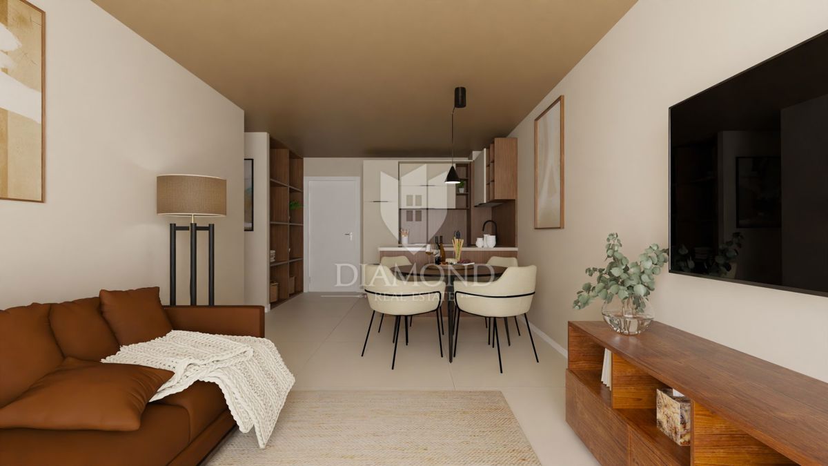 Parenzo, dintorni, appartamento al secondo piano non lontano dal mare!