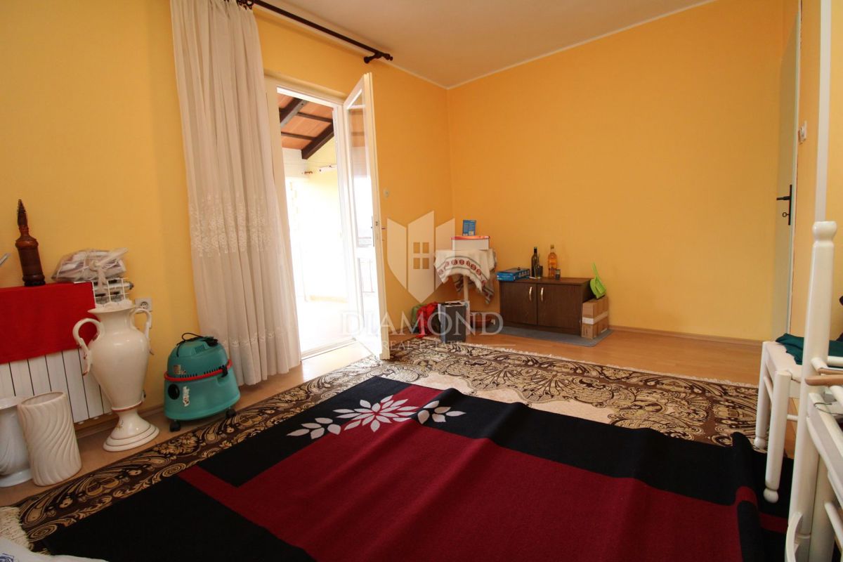 Labin, casa di famiglia in periferia 