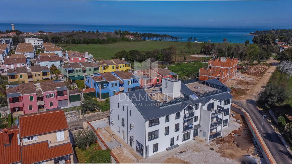 Istria, Umago, appartamento con ascensore a 300m dal mare e dalla spiaggia!