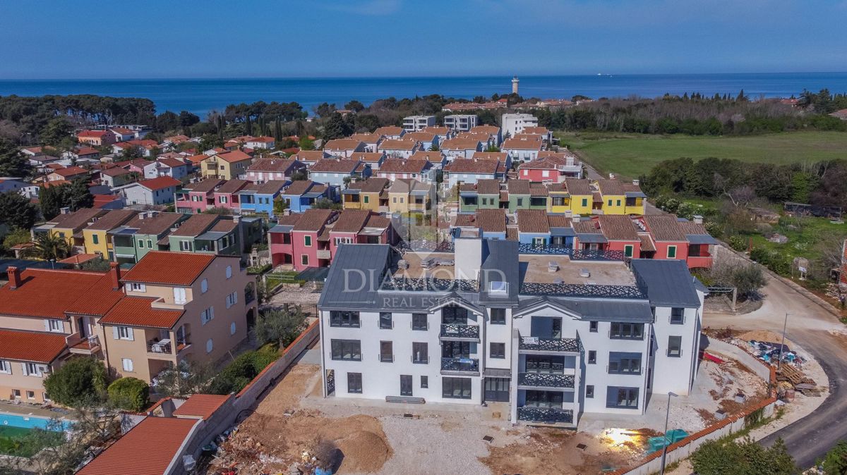 Istria, Umago, appartamento con ascensore a 300m dal mare e dalla spiaggia!