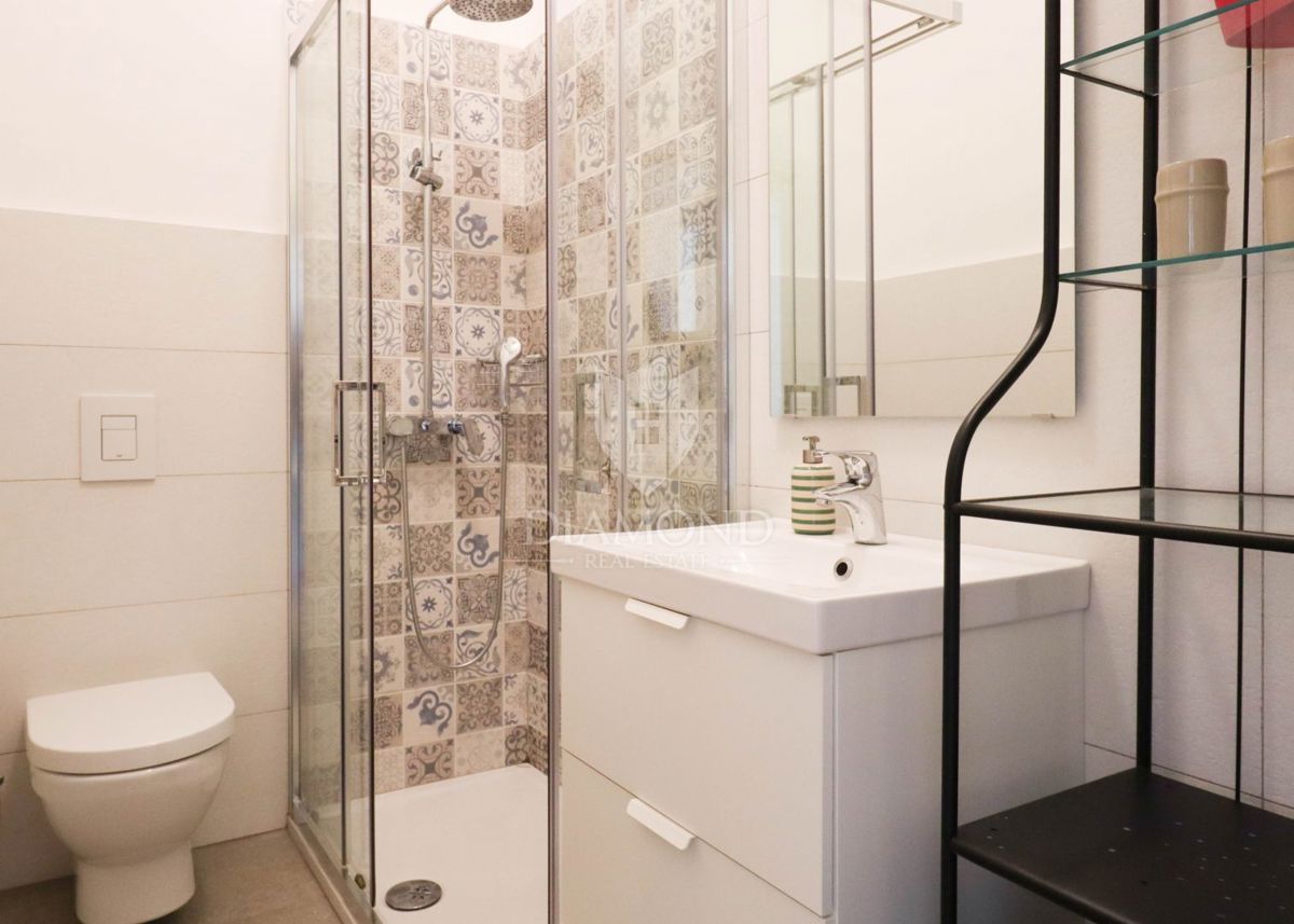 Rovigno, appartamento, balcone, parcheggio, vista mare