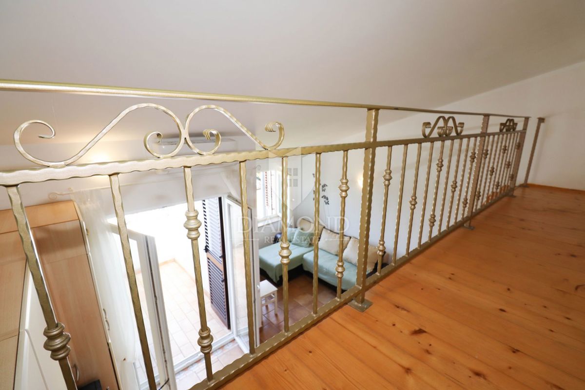 Rovigno, appartamento, balcone, parcheggio, vista mare