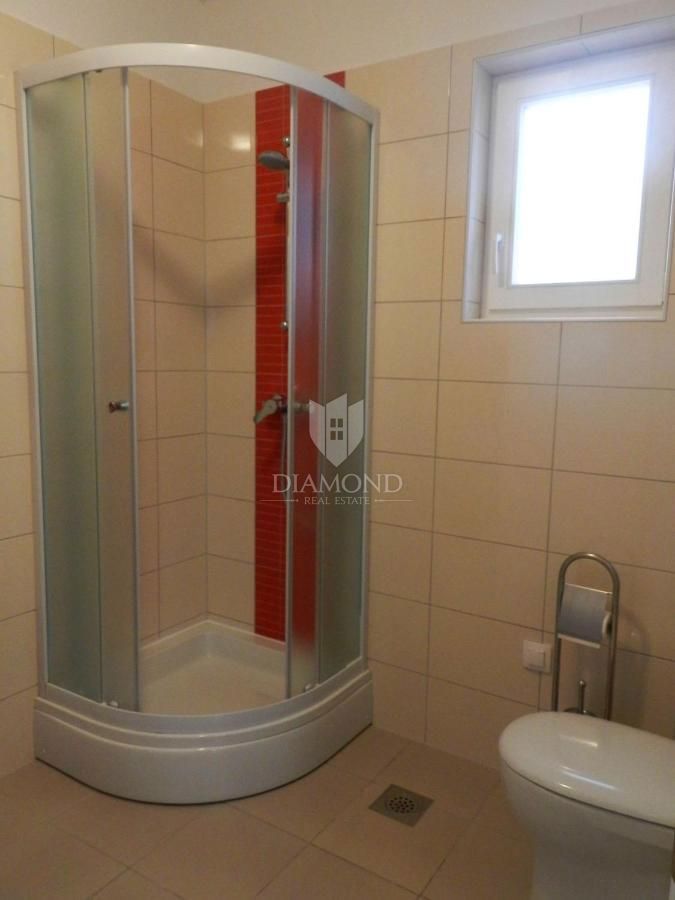 Grande casa con vista mare