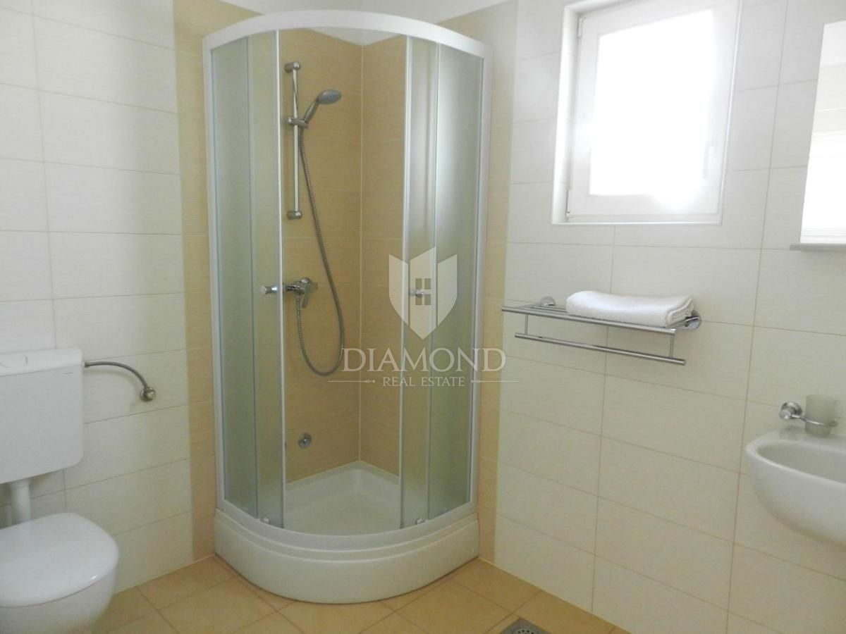 Grande casa con vista mare