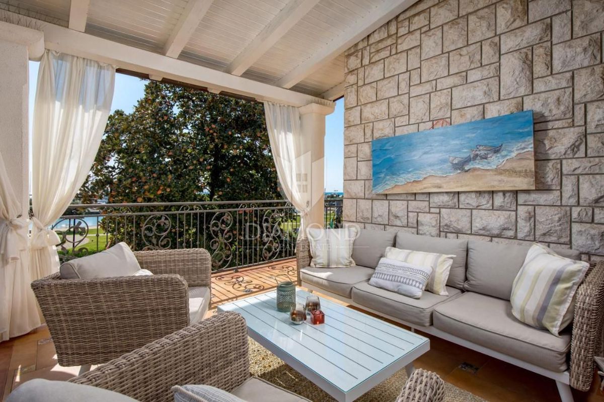Istria, Umago, splendida villa con vista mare