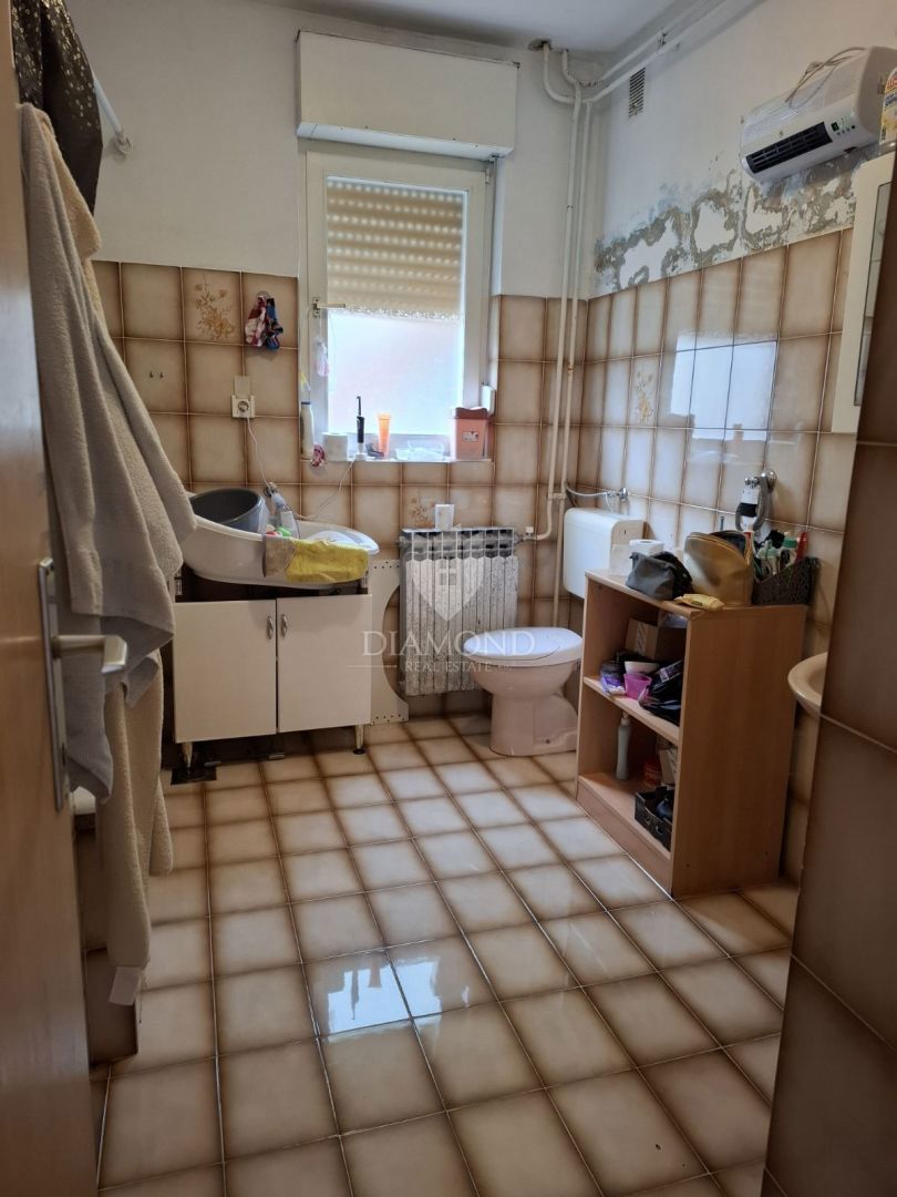 Casa a Labin con ampio giardino