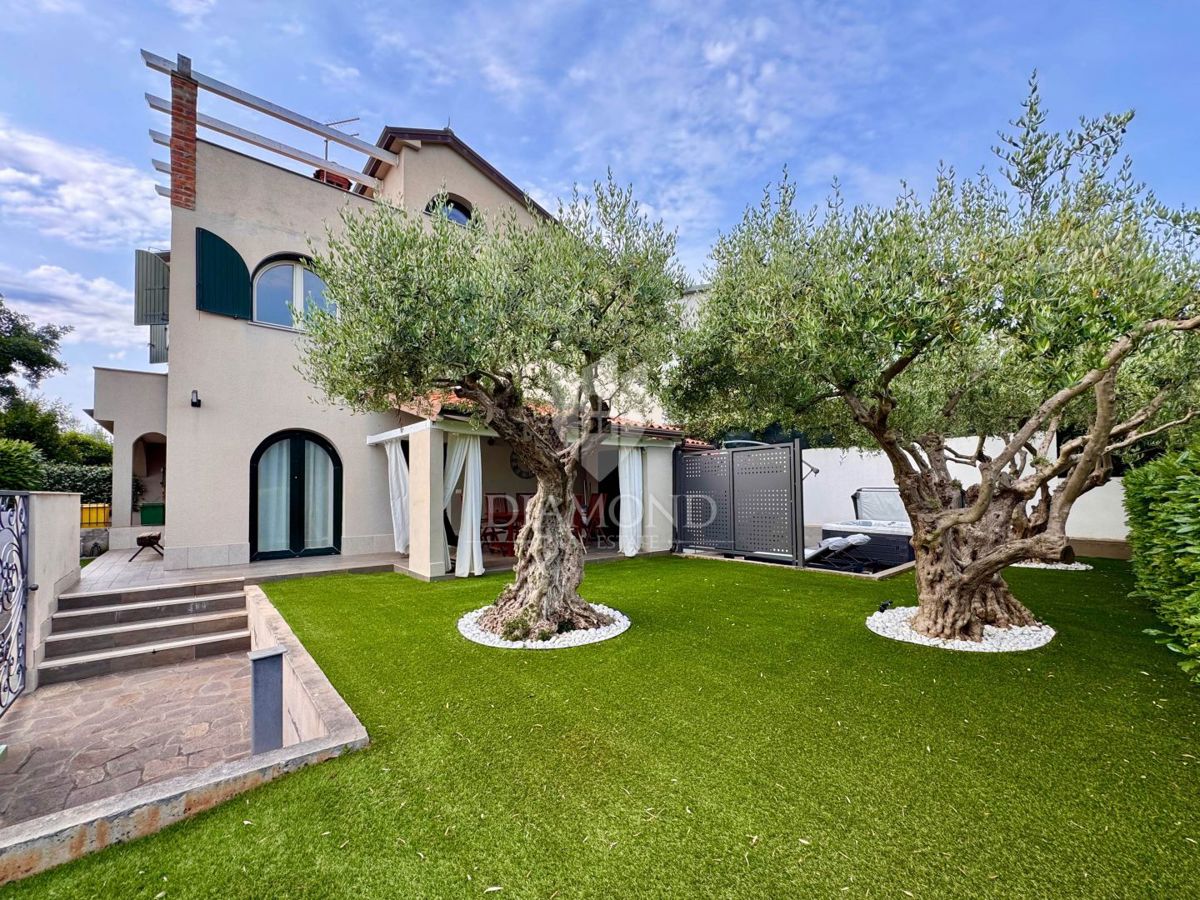 Cittanova, casa di 110m2 con un bel cortile 